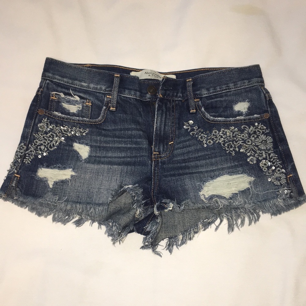 Abercrombie & Fitch distressed embellished shorts